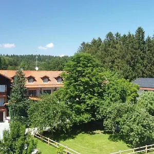 waldpension-jagerstuberl.com-bavaria.com/
