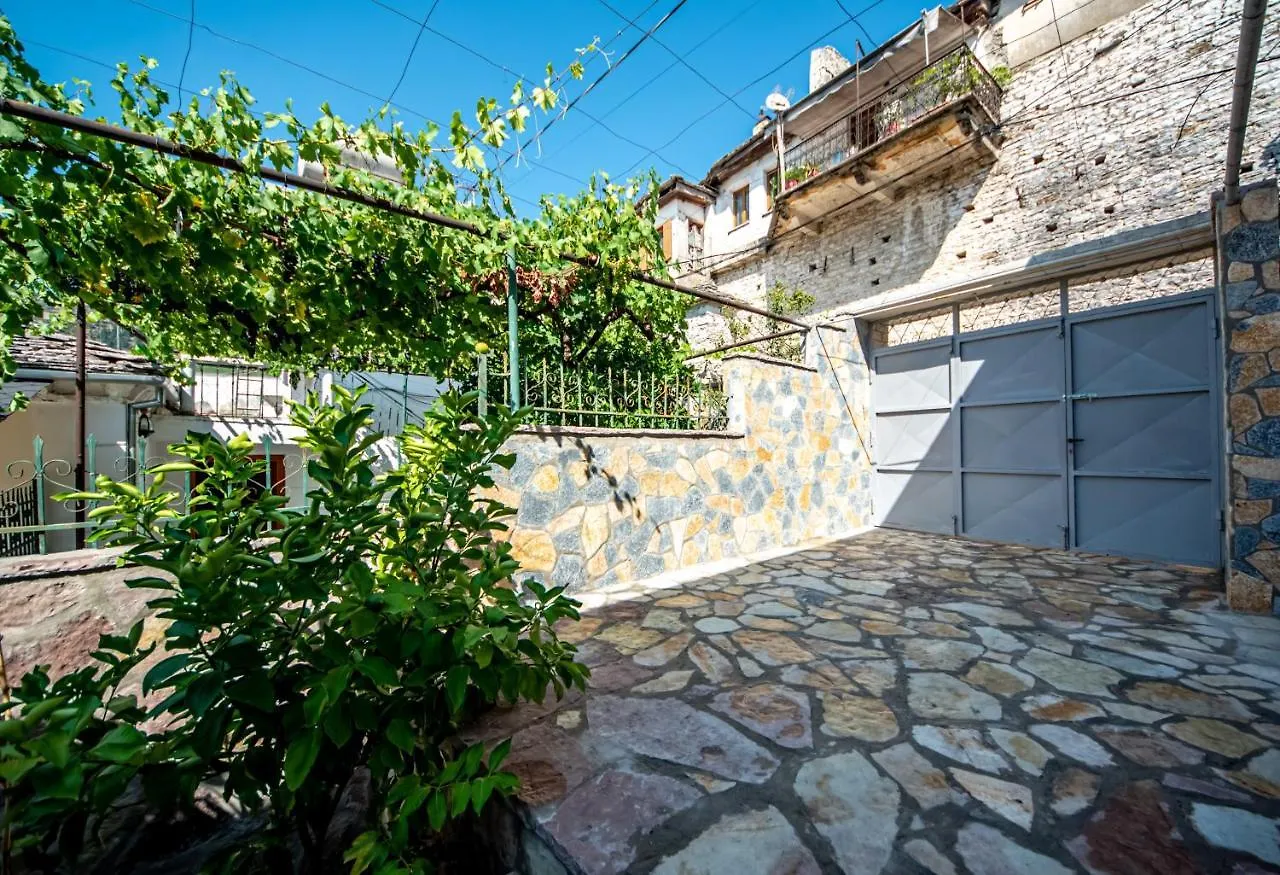 Guest House Garden Gjirokastër